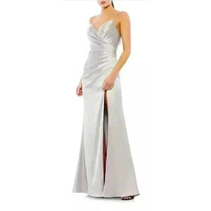 New Mac Duggal Satin Sleeveless Faux Wrap Ruched Gown Platinum Silver Size 2